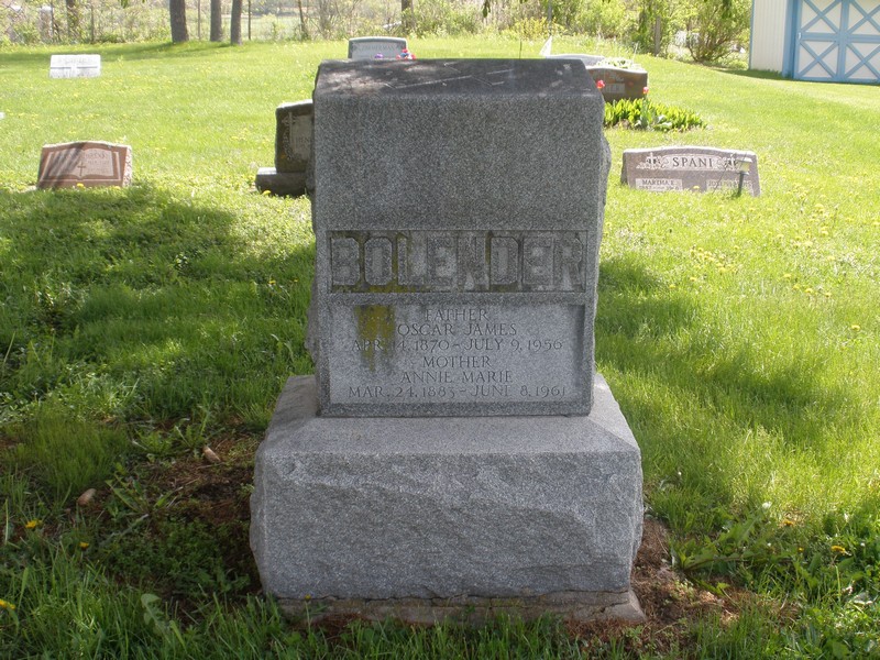Boldender Monument #2 - 140360, Bolender, Oscar James & Annie Marie